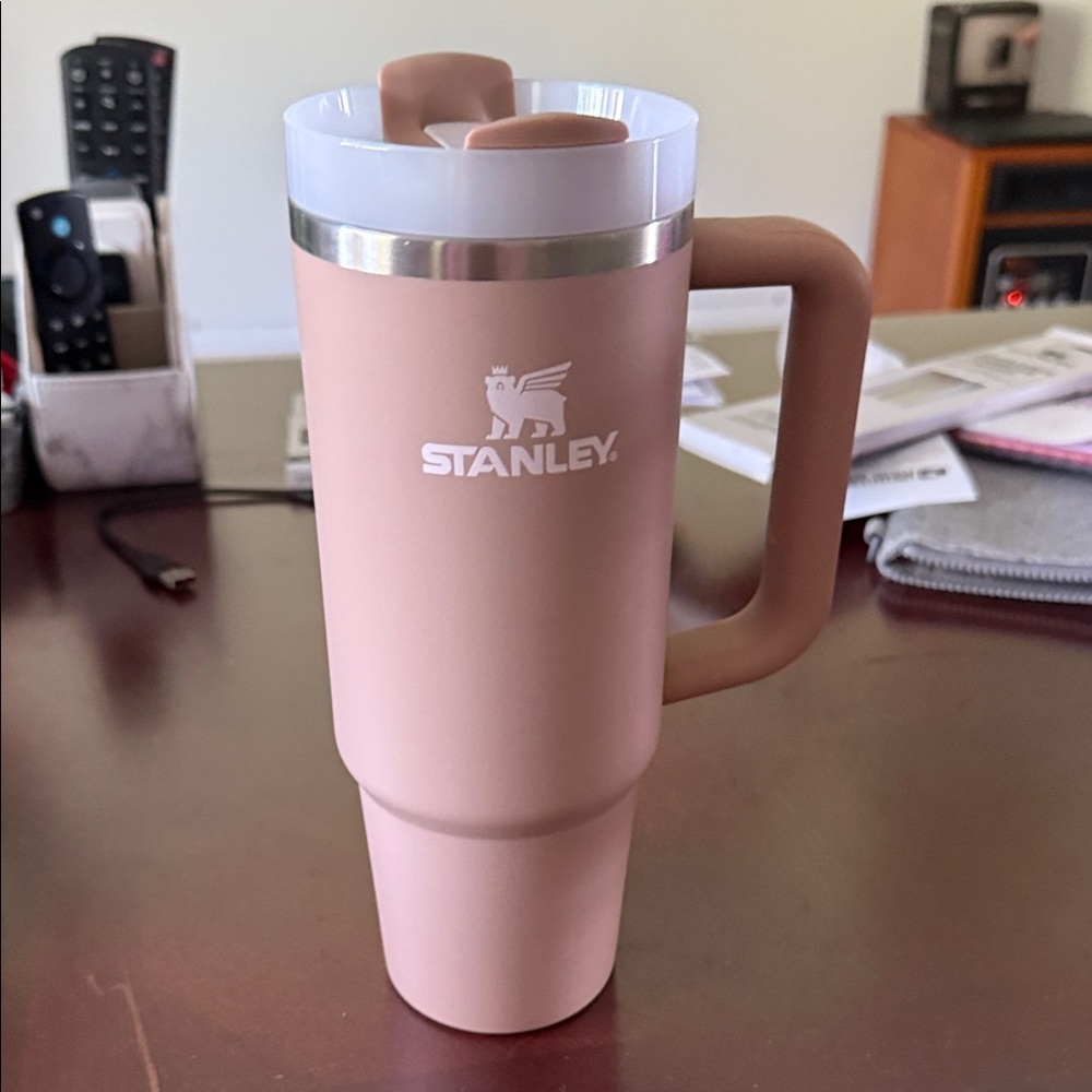 Stanley Blush Travel Mug with Handle